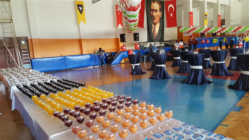 Giydirmeli kokteyl masası kiralama Ankara